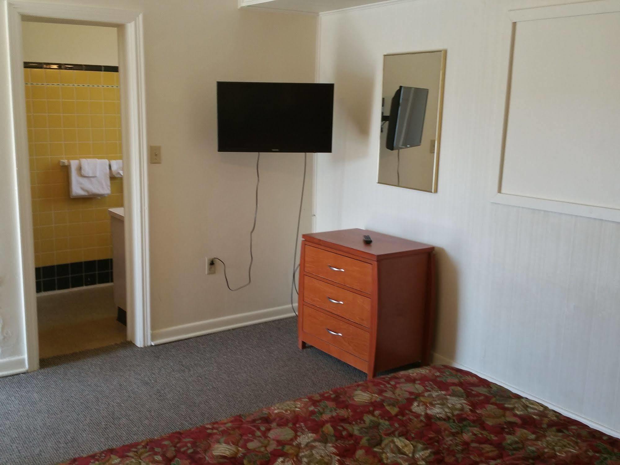 Norwich Baker'S Motel المظهر الخارجي الصورة