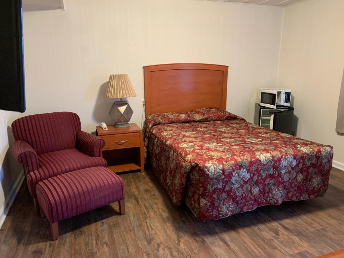 Norwich Baker'S Motel المظهر الخارجي الصورة