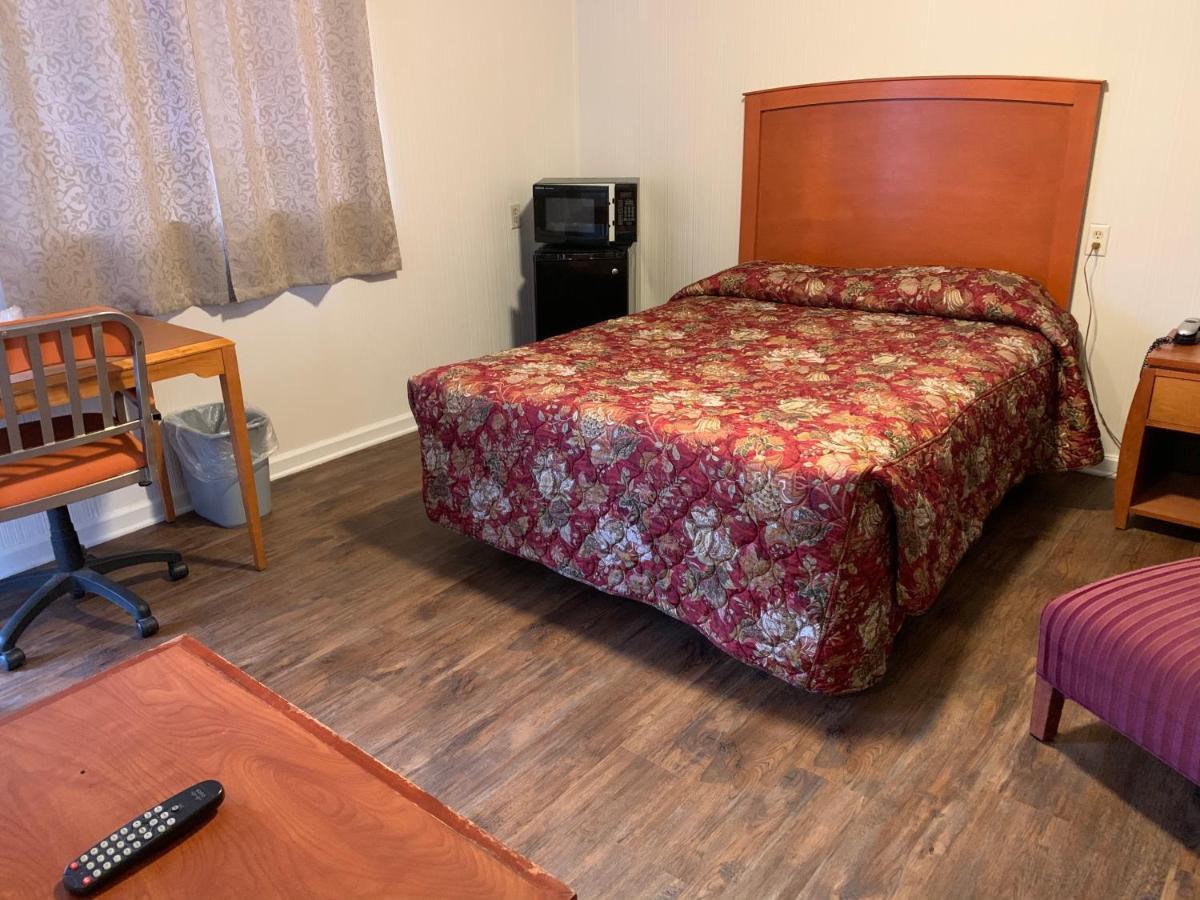 Norwich Baker'S Motel المظهر الخارجي الصورة
